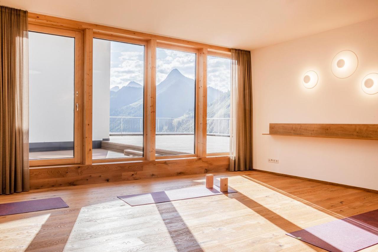 Damuelser Hof - Wellness & Spa Exterior photo