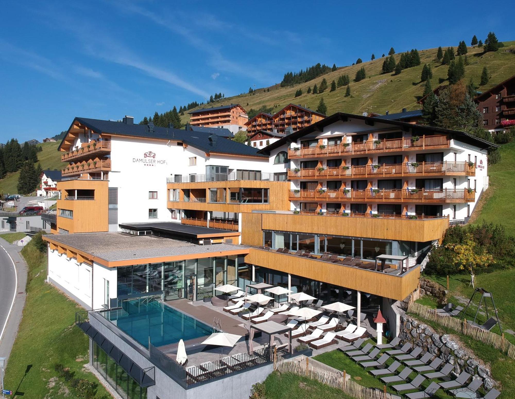 Damuelser Hof - Wellness & Spa Exterior photo